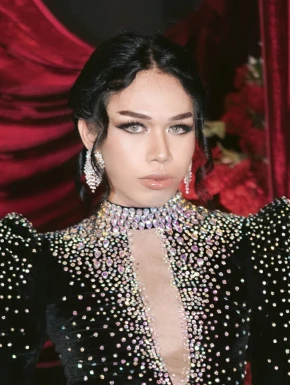 Thai ladyboys for dating / Ladyboys from Philippines for dating