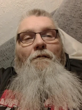 Canadian men looking for love