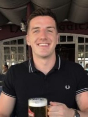 English men looking for love