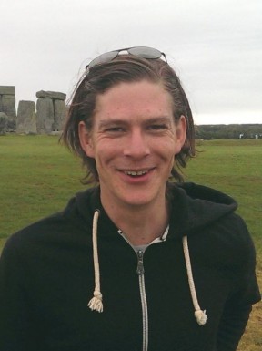 English men looking for love